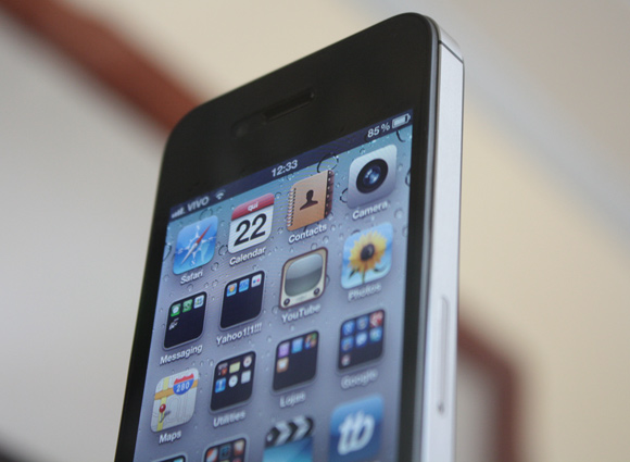 Review: iPhone 4S, o melhor iPhone que a Apple não quer que você compre
