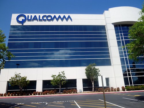 Qualcomm vai fabricar chips 700 MHz no Brasil