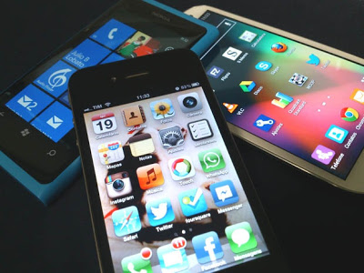 Diretor responsavel pelo Windows Phone critica iOS e Android: "Um é uma bagunça e o outro é sem graça"