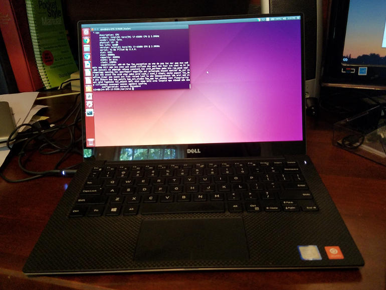 Linus revela seu laptop de programação favorito