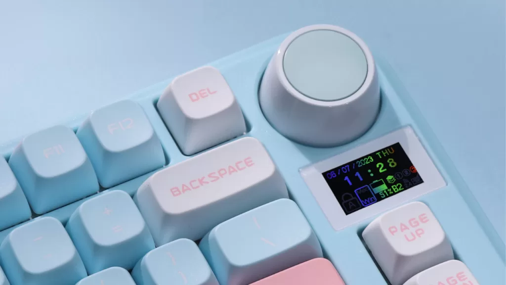 Um teclado retrô repleto de tecnologia - Epomaker TH80X 2